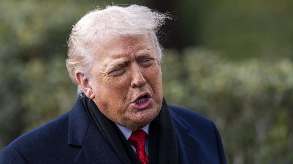 epa12654058 US President Donald J. Trump responds to questions from the news media as he walks to board Marine One on the South Lawn of the White House in Washington, DC, USA, 16 January 2026. President Trump is traveling to Florida for the weekend.  EPA/SHAWN THEW