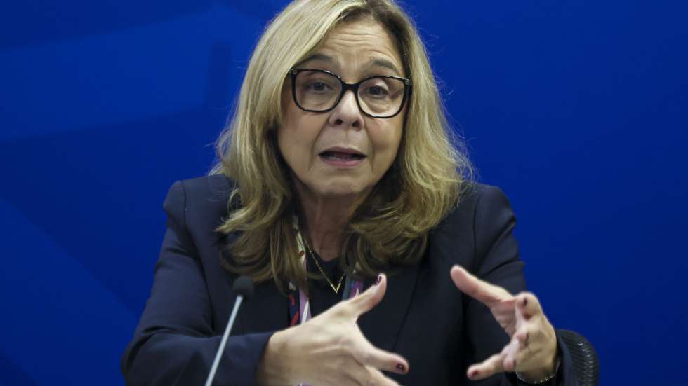 A ministra da Saúde, Ana Paula Martins, participa numa conferência de imprensa sobre o aumento da atividade gripal, promovida pelo Ministério da Saúde, Direção Executiva do SNS e a Direção Geral da Saúde, no ministério da Saúde, em Lisboa, 08 dezembro 2025. MANUEL DE ALMEIDA/LUSA