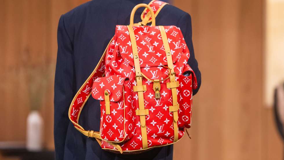 epa12665788 A model presents a creation from the Fall/Winter 2026/2027 collection by US designer Pharrell Williams for Louis Vuitton during the Paris Fashion Week, in Paris, France, 20 January 2026. The presentation of the men's collections runs from 20 January to 25 January 2026.  EPA/CHRISTOPHE PETIT TESSON
