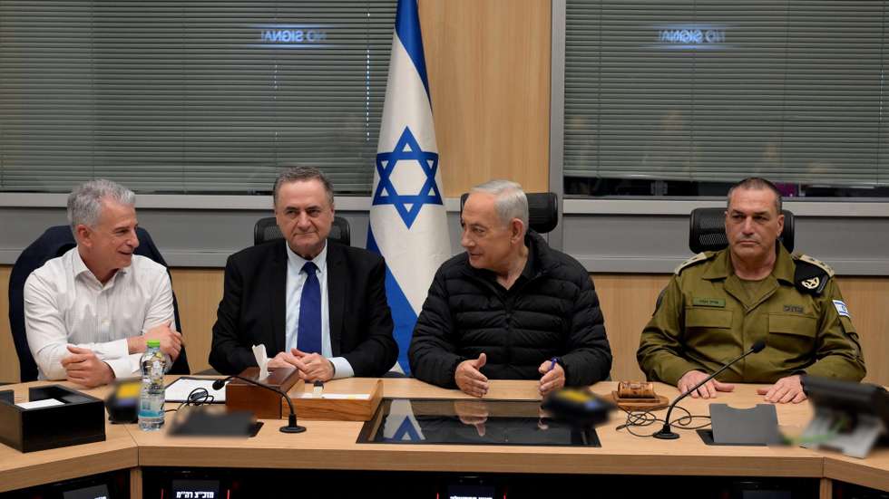 epa12788014 A handout photo made available by Israel's Government Press Office (GPO) shows Israeli Prime Minister Benjamin Netanyahu (2-R) during an emergency security assessment with Defense Minister Israel Katz (2-L), IDF Chief of Staff Eyal Zamir (R), and Director of the Mossad David Barnea (L) at the Kirya military headquarters in Tel Aviv, Israel, 01 March 2026. A joint US-Israeli military operation entered its second day, having targeted multiple locations across Iran since the early hours of 28 February. Iran has since launched a series of retaliatory strikes across the region.  EPA/AVI OHAYON/GPO HANDOUT HANDOUT EDITORIAL USE ONLY/NO SALES