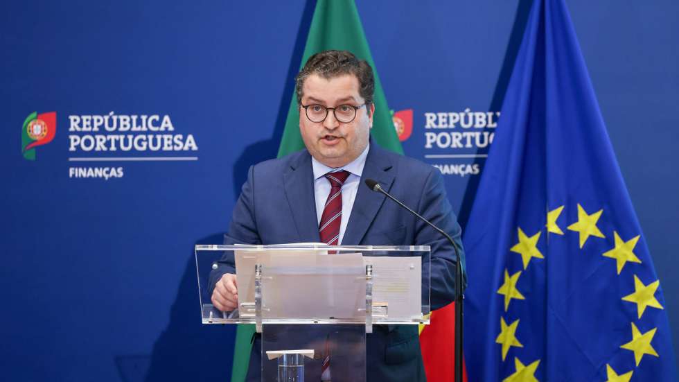 O ministro de Estado e das Finanças, Joaquim Miranda Sarmento, durante a cerimónia de apresentação dos resultados do Grupo BEI (Banco Europeu de Investimento) em Portugal, em Lisboa, 12 de março de 2026. ANTÓNIO COTRIM/LUSA