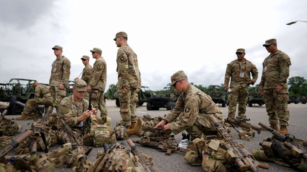 epa12175299 Members of the military prepare at the Pentagon ahead of the US Army's 250th Anniversary Parade in Arlington, Virginia, USA, 14 June 2025. The US Army's 250th birthday celebration, coinciding with US President Trump’s birthday, will be celebrated with a parade featuring Army equipment, flyovers, fireworks and 6,600 veterans and active soldiers.  EPA/ERIC THAYER / POOL