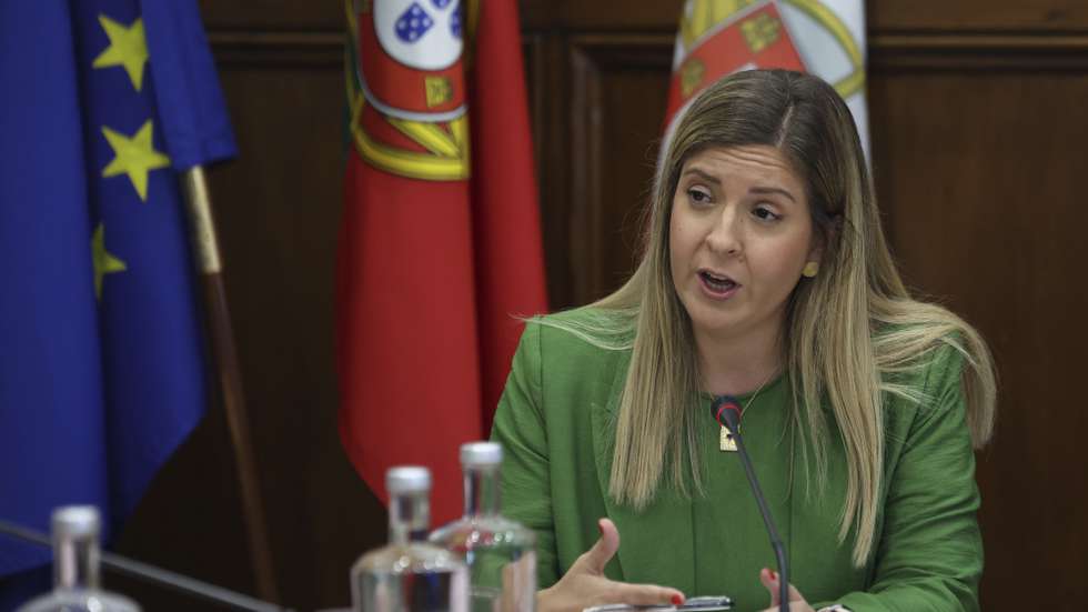 A ministra da Cultura, Juventude e Desporto, Margarida Balseiro Lopes, intervém durante a Comissão de Assuntos Constitucionais, Direitos, Liberdade e Garantias, na Assembleia da República, em Lisboa, 14 de abril de 2026. MANUEL DE ALMEIDA/LUSA