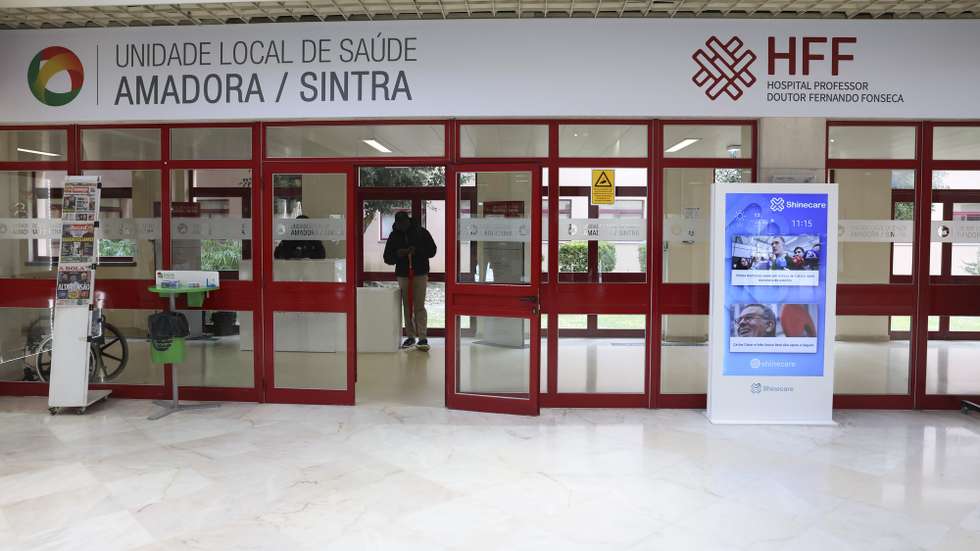 Hall  do hospital Amadora-Sintra (hospital professor Fernando Fonseca), na Amadora, 14 de janeiro de 2026. ANTÓNIO COTRIM/LUSA