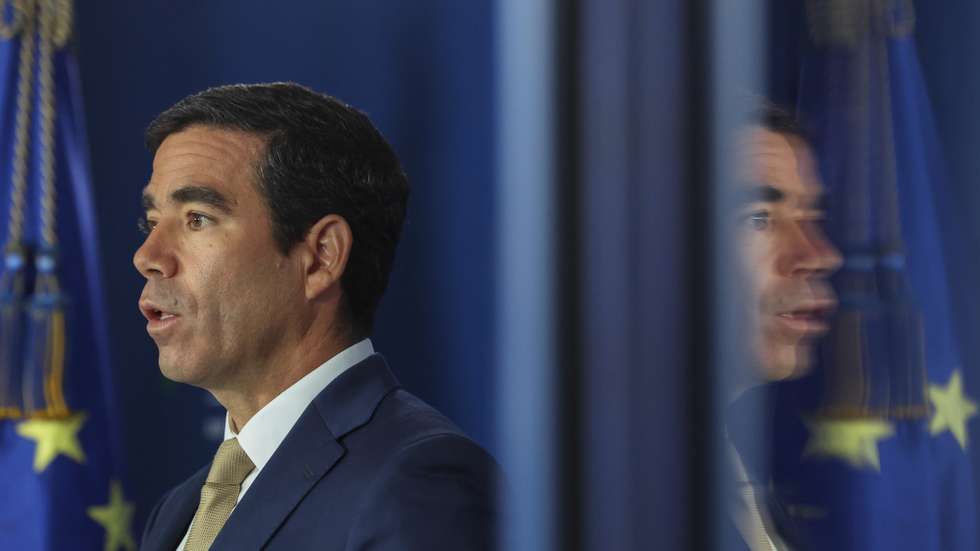 O ministro da Presidência, António Leitão Amaro, durante o briefing no final da reunião do Conselho de Ministros, no Campus XXI, em Lisboa, 04 de setembro de 2026. TIAGO PETINGA/LUSA