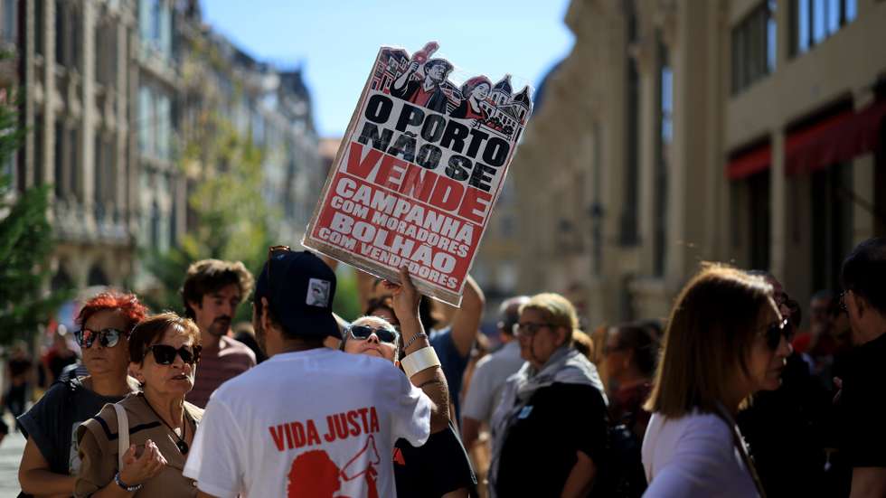 Manifestação “Pelo Porto – Todos ao Bolhão", para protestar e sensibilizar para a preservação da identidade portuense do mercado, Porto, 10 de outubro de 2026. ESTELA SILVA/LUSA