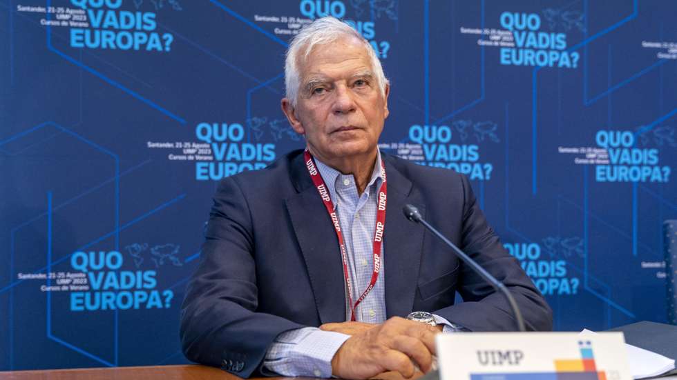 epa10811469 High Representative of the European Union for Foreign Affairs and Security Policy Josep Borrell inaugurates the Conference 'Quo vadis Europa?' at UIMP University in Santander, Spain, 21 August 2023.  EPA/Roman G. Aguilera