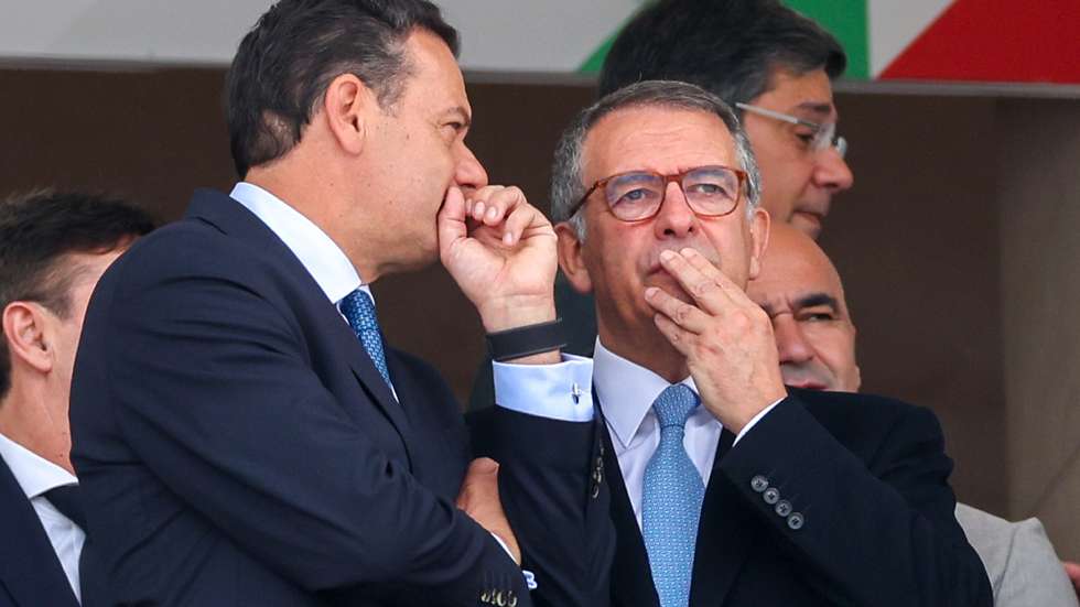 Portuguese President, António José Seguro (R), chats with Portuguese Prime Minister, Luis Montenegro, prior the Portugal Cup final soocer match between Sporting vs Torreense to be held at National Stadium, Oeiras, Portugal, 24th May 2026.  TIAGO PETINGA/LUSA
