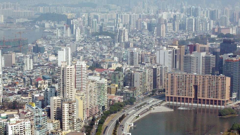 No documento aprovado pelos eurodeputados em Estrasburgo na quinta-feira, o PE instou Pequim a respeitar a Lei Básica de Macau (miniconstituição do território)