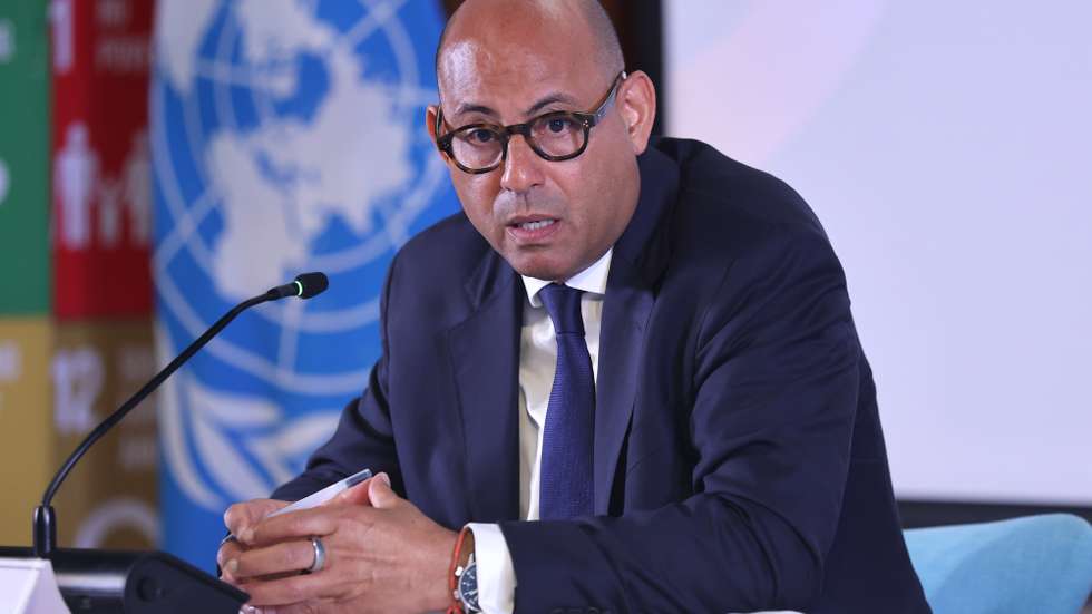 epa13124283 Executive Secretary of the United Nations Framework Convention on Climate Change (UNFCCC), Simon Stiell, delivers a keynote address during a press conference in New Delhi, India, 21 July 2026. UN Climate Change Executive Secretary Stiell is on an official visit to India from 20 July to 22 July.  EPA/RAJAT GUPTA Coverage code no.
