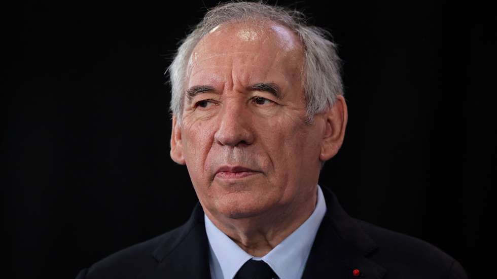 epa12333273 French Prime Minister Francois Bayrou attends the Agriculture Fair in Chalons-en-Champagne, France, 29 August 2025. The fair runs from 29 August to 08 September 2025.  EPA/CHRISTOPHE PETIT TESSON