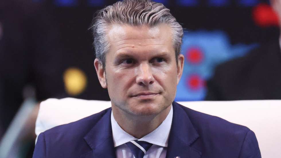 epa12496773 US Defense Secretary Pete Hegseth attends the Association of Southeast Asian Nations (ASEAN) - United States Defence Ministers Hi-Tea as part of the ASEAN Defense Ministers' Meeting in Kuala Lumpur, Malaysia, 01 November 2025  EPA/HASNOOR HUSSAIN / POOL