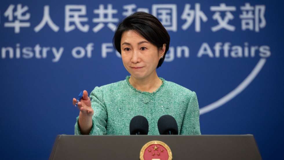 epa11790624 Chinese Foreign Ministry spokesperson Mao Ning speaks during a press conference at the ministry in Beijing, China, 23 December 2024. Ning spoke about affairs regarding Canada and the United States.  EPA/JESSICA LEE