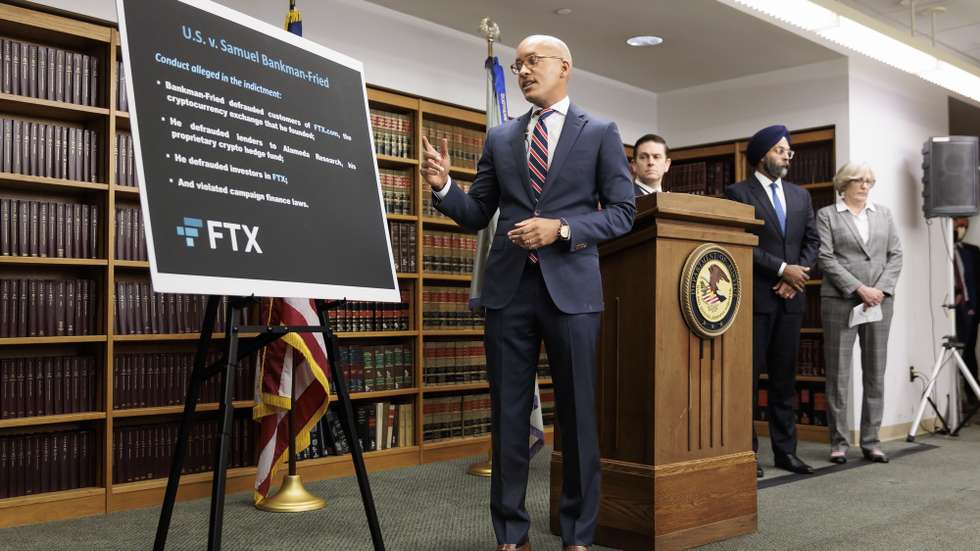 epa10364119 Damian Williams, United States Attorney for the Southern District of New York, speaks during a press conference about the US government’s charges against Samuel Bankman-Fried, the founder of the crypto exchange FTX, in New York, New York, USA, 13 December 2022. Bankman-Fried was arrested 12 December in the Bahamas and is expected to be extradited to the United States.  EPA/JUSTIN LANE