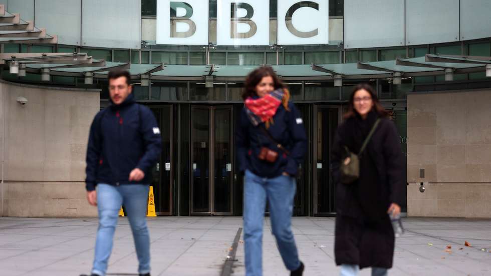epa12529082 The BBC headquarters in London, Britain, 16 November 2025. US President Donald Trump has said that he still plans to sue the BBC despite an apology from the UK broadcaster. Trump wants to sue the BBC for over one billion USD over the editing of his speech on 06 January 2021 in a Panorama documentary.  EPA/ANDY RAIN