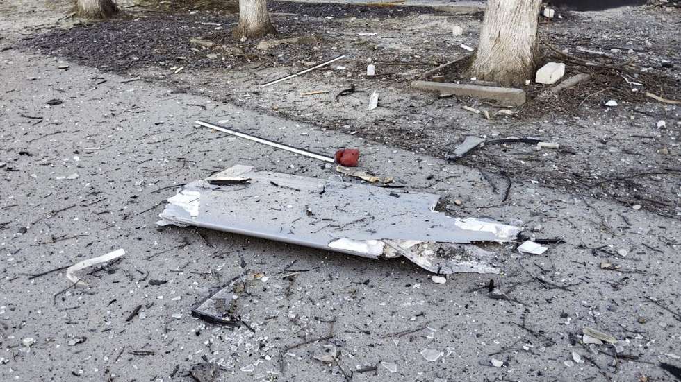 epa12032659 A handout picture made available on the Government of Kursk region official telegram channel a part of drone near a damaged apartment building following a Ukrainian drone attack in Kursk, Russia, 15 April 2025. Ukrainian drones attacked Kursk on Tuesday night, Russian authorities said. One woman was killed and nine civilians were wounded, the regional operational headquarters reported. The Russian military shot down 109 Ukrainian drones over the territory of the Kursk region on 15 April, the Russian Defense Ministry stated.  EPA/KURSK GOVERNMENT OFFICIAL TELEGRAM CHANNEL/HANDOUT HANDOUT EDITORIAL USE ONLY/NO SALES