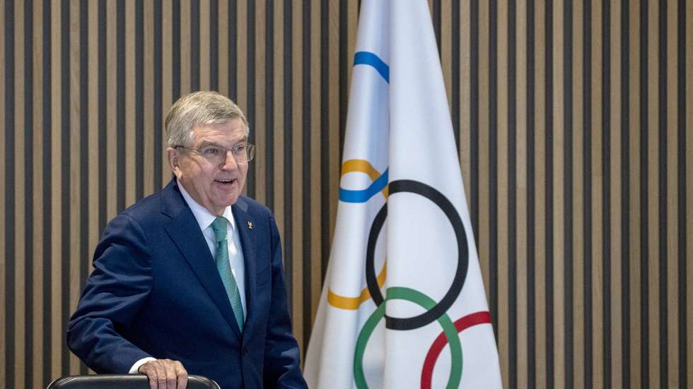 epa10349203 International Olympic Committee (IOC) President Thomas Bach attends the opening of an Executive Board meeting at the Olympic House in Lausanne, Switzerland 05 December 2022.  EPA/DENIS BALIBOUSE/POOL SWITZERLAND OUT