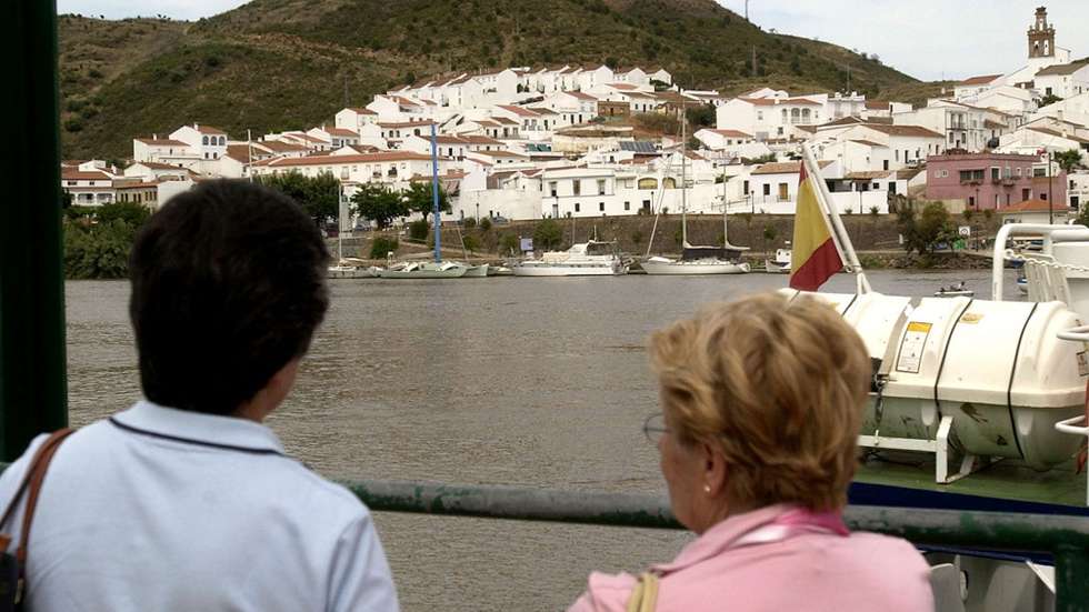 PORTUGAL: MANIFESTACAO PONTE ALCOUTIM
