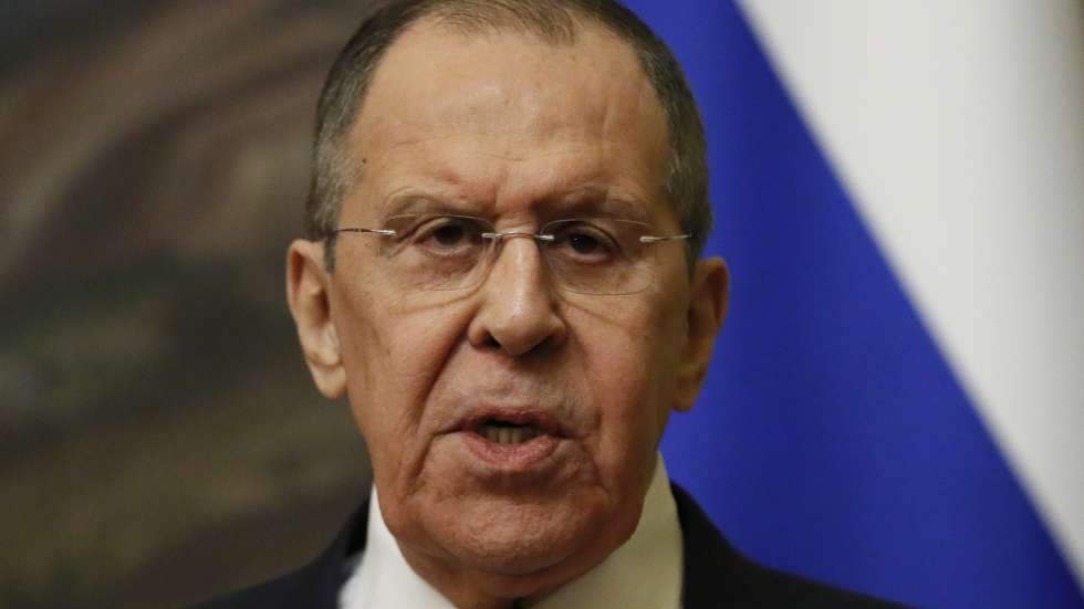 epa09912023 Russian Foreign Minister Sergei Lavrov attends a joint press conference with Eritrean Foreign Minister Osman Saleh (not pictured) following their meeting in Moscow, Russia, 27 April 2022. Osman Saleh is on a working visit to Moscow.  EPA/YURI KOCHETKOV / POOL