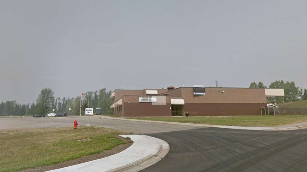 Morreram seis pessoas - cinco crianças e uma professora - no ataque à Escola Tumbler Ridge