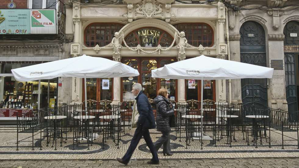 O café Majestic está quase a fazer 100 anos e é considerado um dos cafés mais bonitos do mundo