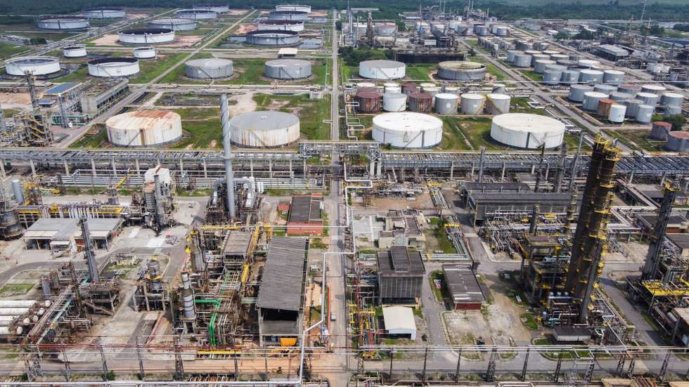epa09496219 An aerial picture taken with a drone showing the Petrobras refinery in Duque de Caxias (REDUC), in Rio de Janeiro, Brazil, 29 September 2021. The Petrobras company confirmed on 29 September that it readjusted diesel prices at refineries by 8.89 percent with immediate effect.  EPA/ANDRE COELHO