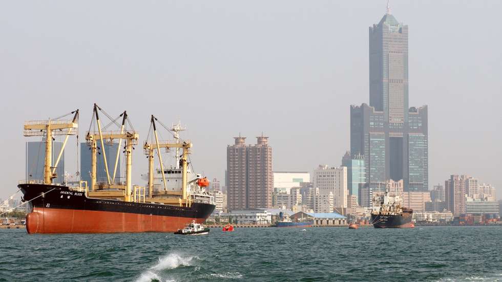 epa06611527 (FILE) - A container ship is berthed in the Kaohsiung Harbour in Kaohsiung, southern Taiwan, 12 January 2017 (issued 18 March 2018). According to the Economics Daily News, Kaohsiung Harbour's world ranking has dropped from No. 13 in 2017 to No. 15, surpassed by the Port of Antwerp in Belgium and the Port of Xiaman in China. Once the world's third-busiest port, Kaohsiunrg Harbour's world ranking has been falling in recent years due to of Taiwan's economic downturn and the boost of China's economy. Currently, almost all of the world's top-ten busiest ports are in Asia: seven Chinese ports (Port of Shanghai is No. 1, handling 40 million TEU of containers in 2017) plus the ports of Singapore, Busan and Dubai.  EPA/DAVID CHANG