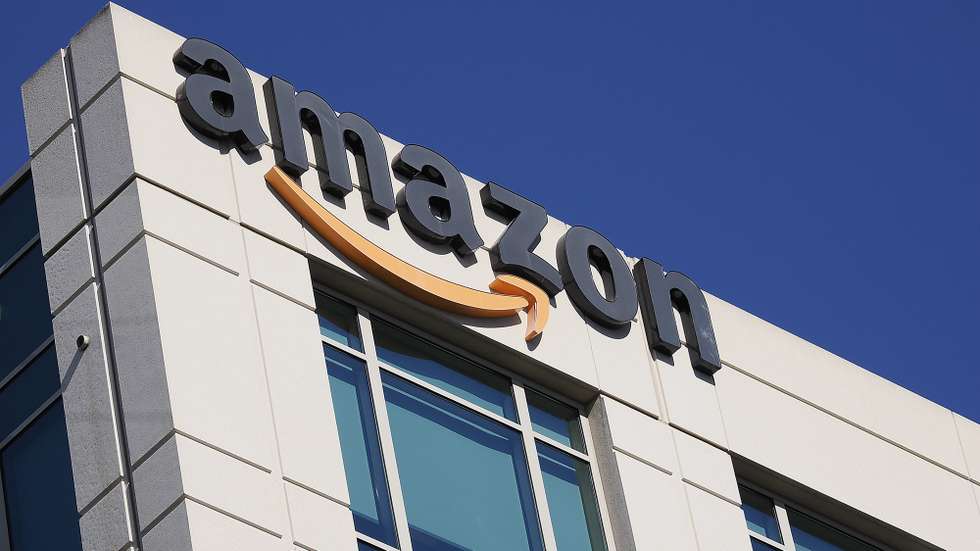 epa12492017 Signage at the Amazon corporate office in Sunnyvale, California, USA, 29 October 2025. Amazon is schedule to release their earnings report at the end of the closing bell on 30 October 2025.  EPA/JOHN G. MABANGLO