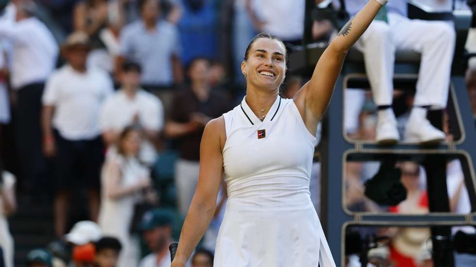 epa13083873 Aryna Sabalenka of Belarus celebrates after winning her Women's Singles third round match against Jalena Ostapenko of Latvia at the Wimbledon Championships in London, Britain, 03 July 2026.  EPA/TOLGA AKMEN
