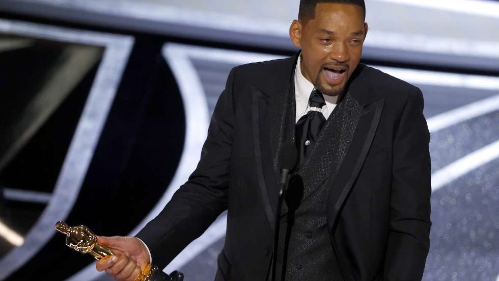 epaselect epa09854894 US actor Will Smith reacts as he speaks after winning the Oscar for Best Actor for 'King Richard' during the 94th annual Academy Awards ceremony at the Dolby Theatre in Hollywood, Los Angeles, California, USA, 27 March 2022. The Oscars are presented for outstanding individual or collective efforts in filmmaking in 24 categories.  EPA/ETIENNE LAURENT