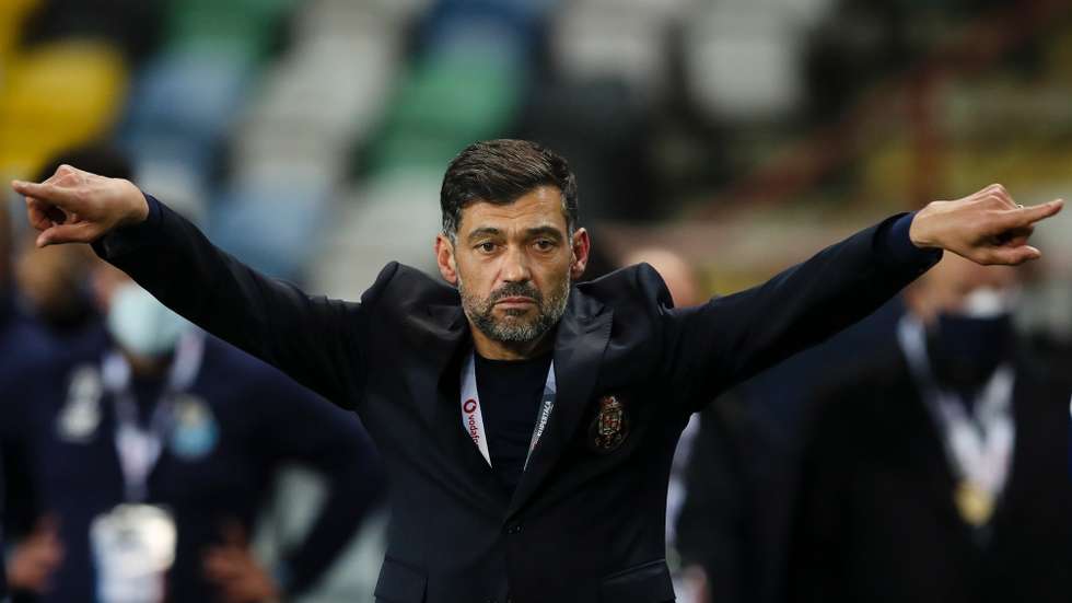 FC Porto's head coach Sergio Conceicao celebrates after winning the Portuguese Candido de Oliveira Supercup soccer match against Benfica (2-0), held at Aveiro Municipal Stadium, in Aveiro, Portugal, 23 December 2020. JOSE COELHO/LUSA