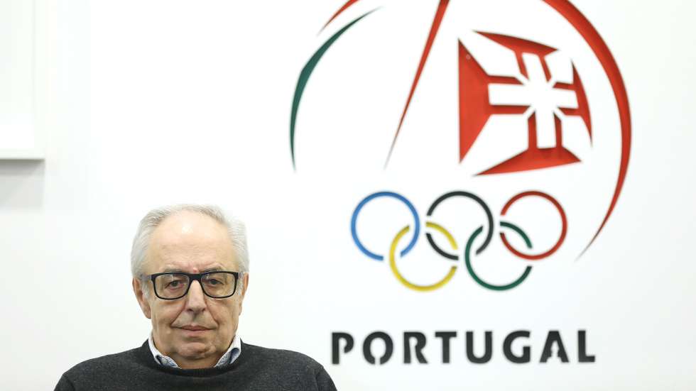 O presidente do Comité Olímpico de Portugal, José Manuel Constantino, defendeu que o Governo tem deixado o desporto “abandonado” e “desprezado” durante a pandemia de covid-19, alertando para uma quebra “muito significativa”, estimada em 52%, nos indicadores da prática desportiva no país, em Lisboa, 14 de dezembro de 2020. Embora alerte há meses – sem sucesso - para os gravosos impactos do novo coronavírus no desporto nacional, o dirigente prometeu, na entrevista à agência Lusa, que não vai desistir de tentar sensibilizar o executivo de António Costa para a crise do setor, “mesmo que o resultado não seja imediato”. (ACOMPANHA TEXTO DE 24/12/2020) ANTÓNIO PEDRO SANTOS/LUSA