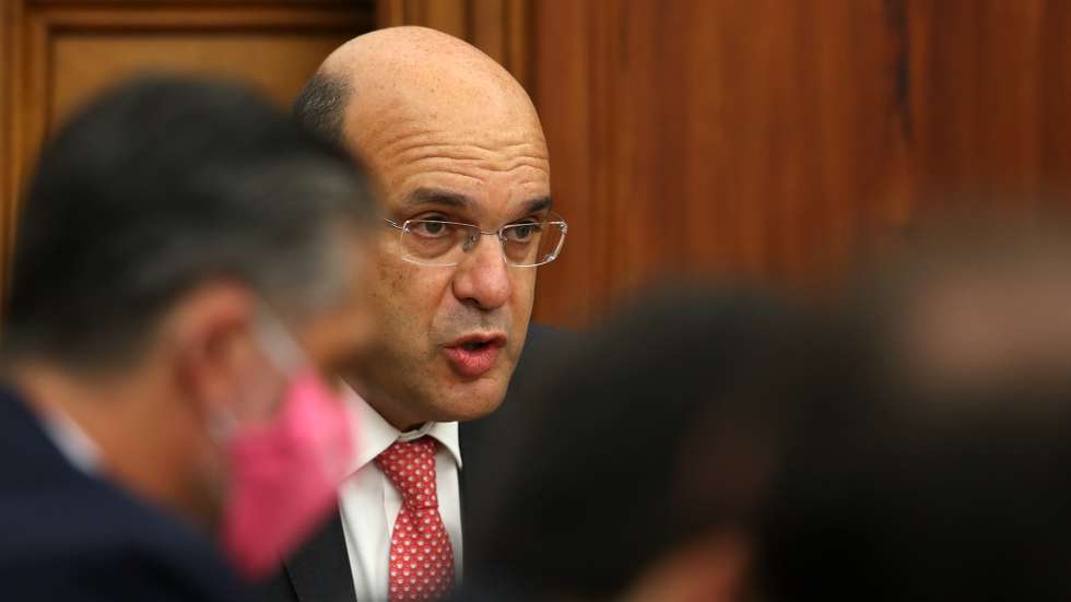 O ministro de Estado, da Economia e da Transição Digital, Pedro Siza Vieira, durante a sua audição na Comissão de Economia, Inovação e Obras Públicas, na Assembleia da República, Lisboa, 22 de outubro de 2020. MANUEL DE ALMEIDA/LUSA