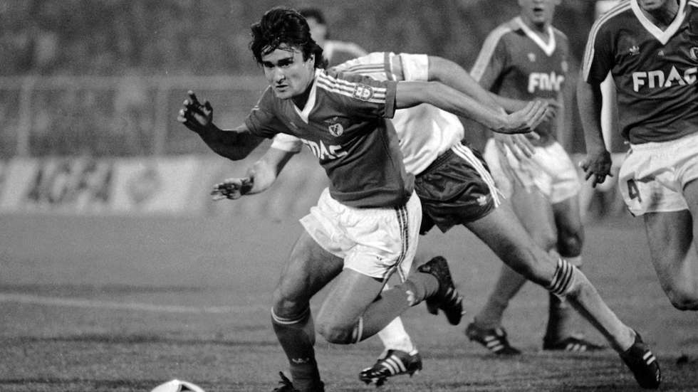 Pacheco fez parte dos plantéis do Benfica que estiveram nas duas últimas finais da Taça dos Campeões Europeus, em 1988 (PSV) e em 1990 (AC Milan)