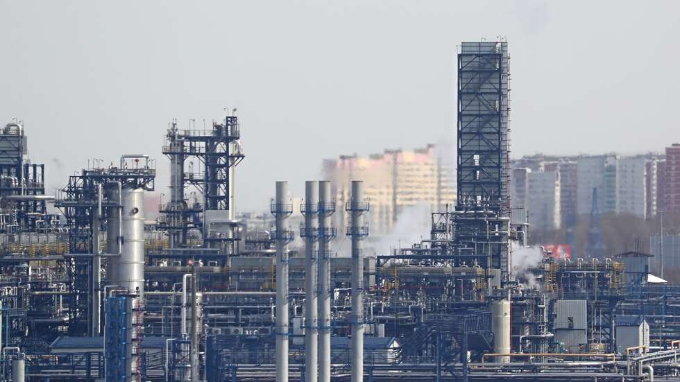 epa09870136 A view of the Gazpromneft MNPZ Moscow Petroleum Refinery JSC in Moscow, Russia, 04 April 2022. The Kremlin announced on 31 March the signing of a decree on transitioning to payments for Russian natural gas in rubles for 'unfriendly countries' starting 01 April, threatening supply disruption unless target nations comply. The decree would require foreign buyers of Russian gas to open an account at Russia's Gazprombank and transfer euros or US dollars into it.  EPA/MAXIM SHIPENKOV