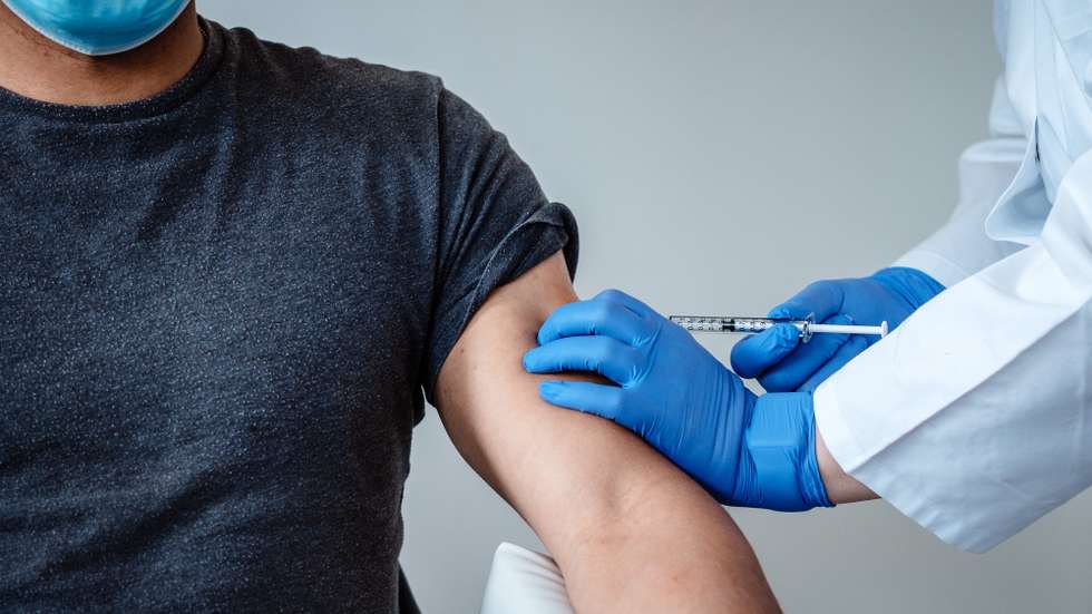 epa08814067 An undated handout picture made available by the German pharmaceutical company Biontec shows the dosing of BNT162b2, the mRNA-based vaccine candidate against COVID-19, during the clinical test. Pfizer and Biontech SE  announced on 11 November 2020 that they have reached an agreement with the European Commission to supply 200 million doses of their investigational BNT162b2 mRNA-based vaccine candidate against COVID-19 to European Union (EU) Member States, with an option for the European Commission to request an additional 100 million doses.  EPA/BIONTECH SE / HANDOUT  HANDOUT EDITORIAL USE ONLY/NO SALES