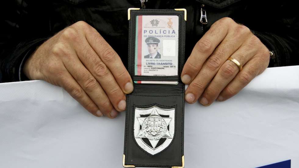 De acordo com um comunicado do SIAP esta sexta-feira divulgado, a listagem de candidatos aprovados ao curso de formação de agentes da Polícia de Segurança Pública (PSP) contabiliza apenas 793 candidatos