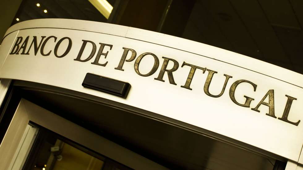 Ainda segundo o Banco de Portugal, o financiamento acumulado através de emissões líquidas de títulos