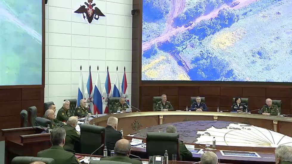 epa10702475 A handout photo made available by the Russian Defence ministry press-service shows Russian Defence Minister General of the Army Sergei Shoigu (C) delivers his speech during a meeting of the Collegium of the Russian Defense Ministry in Moscow, Russia, 20 June 2023. ’Ukraine plans to strike at the Crimea and Russian territory with Himars and Storm Shadow missiles. The use of these missiles outside the special operation zone will mean the full involvement of the United States and Britain in the conflict and will entail immediate strikes on the decision-making centers in Ukraine.’ Russian Defence minister Sergei Shoigu said.  EPA/RUSSIAN DEFENCE MINISTRY PRESS SERVICE / HANDOUT HANDOUT EDITORIAL USE ONLY/NO SALES HANDOUT EDITORIAL USE ONLY/NO SALES