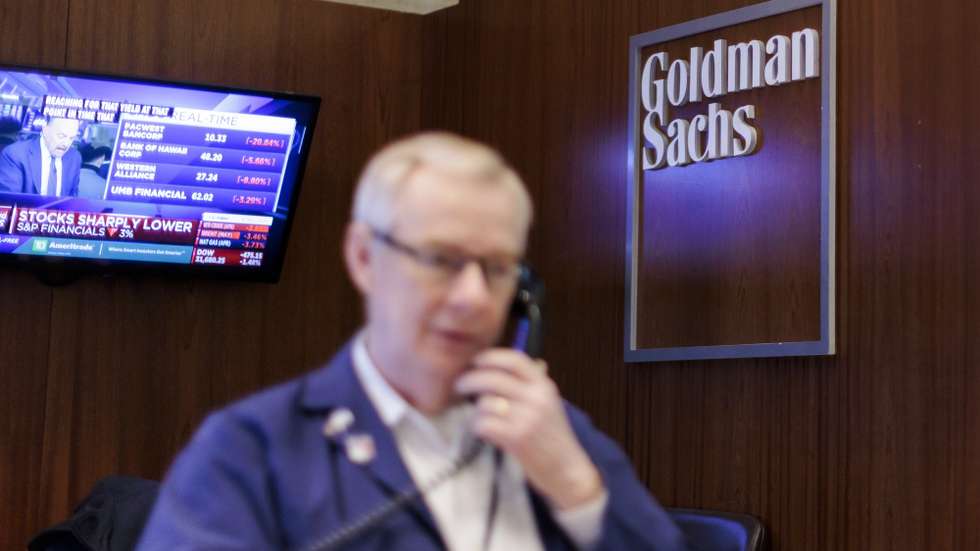 epa10524334 A sign for the investment bank Goldman Sachs on the floor of the New York Stock Exchange in New York, New York, USA, on 15 March 2023. The Dow Jones industrial average was down over 500 points in early trading as investors reportedly reacted to financial news about banks and the potential of an interest rate hike.  EPA/JUSTIN LANE