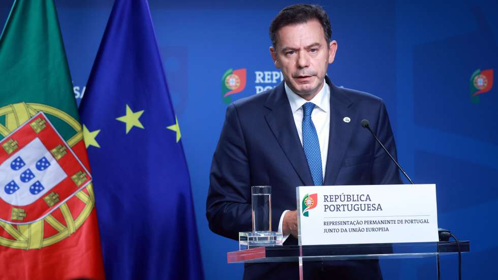 epa12199633 Portuguese Prime Minister Luis Montenegro gives a press conference during the EU leaders' Summit in Brussels, Belgium, 26 June 2025. EU leaders gather for a two-day summit to address geoeconomic challenges and the ongoing developments in Ukraine and the Middle East, among other topics.  EPA/OLIVIER HOSLET