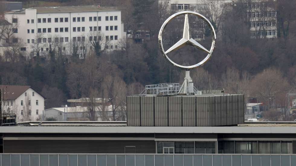 epa09019411 A general view of the company headquarters of the Daimler AG in Stuttgart, Germany, 17 February 2021. Daimler will release their preliminary business figures for the Fiscal Q4 and the full year 2020 on 17 February 2021.  EPA/RONALD WITTEK