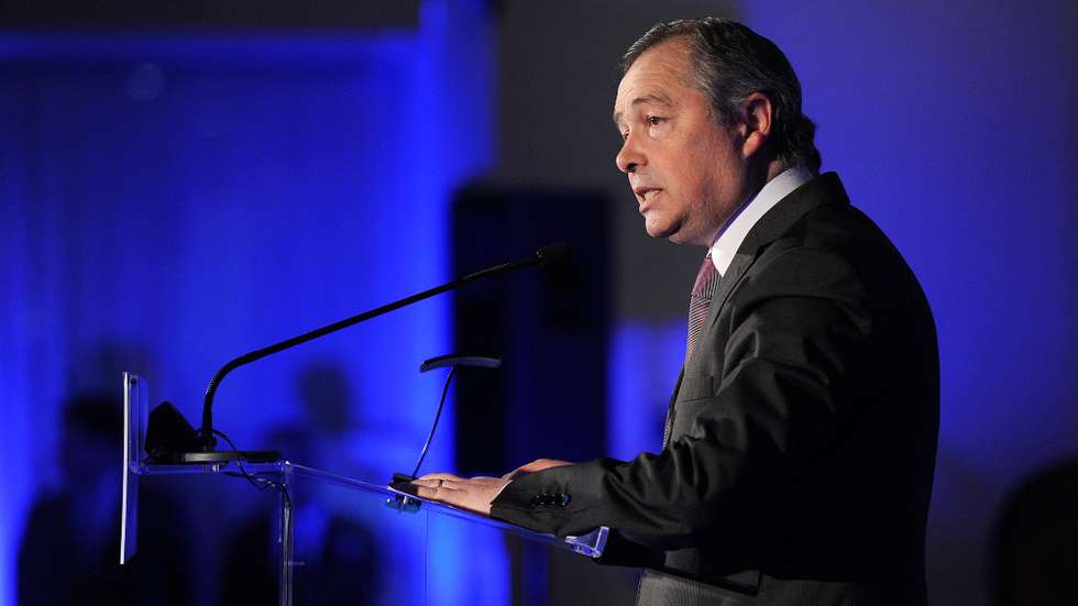 José Cancela Moura discursa na sessão de apresentação da sua candidatura à presidência da Câmara Municipal de Vila Nova de Gaia, pela Coligação Gaia de Novo (PSD/CDS-PP) onde estiveram presentes, Pedro Passos Coelho, presidente do PSD, Rui Rio, José Pedro Aguiar Branco, Pedro Mota Soares. Vila Nova de Gaia, 25 de abril de 2017. FERNANDO VELUDO/LUSA