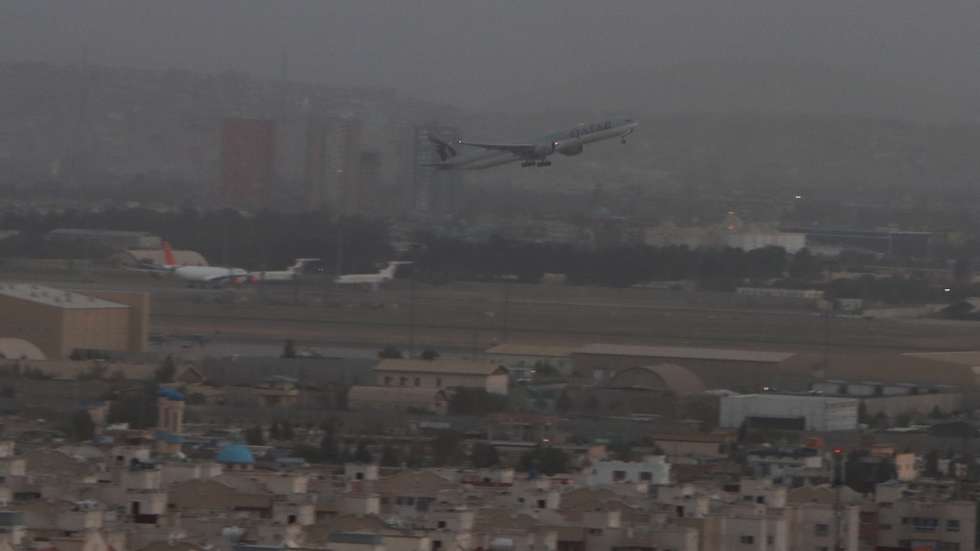 epa09457711 A Qatar Airways flight takes off as international flight operations resumed at Hamid Karzai International Airport in Kabul, Afghanistan, 09 September 2021. A Qatar Airways flight departed from Kabul Airport as Qatari officials said the airport is fully up and running.  EPA/STRINGER