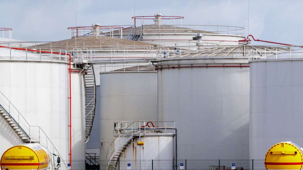 epa12860179 A view of a storage terminal of oil company Lukoil Neder‑over‑Heembeek, Brussels, Belgium, 30 March 2026. The Belgian Federal Public Service (FPS) Economy announced on 30 March, that the maximum price for diesel (B7) will jump to 2.33 euro per liter on 31 March, marking a new record high. The surge is a direct consequence of the escalating US-Israeli conflict with Iran and the ongoing naval blockade of the Strait of Hormuz, which has disrupted global oil supplies.  EPA/OLIVIER MATTHYS