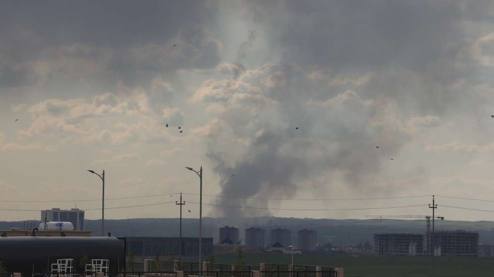 epa12783423 Smoke rises following an Iranian drone attack on Erbil airport in Erbil, Iraq, 28 February 2026. Several drones were shot down over Erbil today after Iran reportedly launched retaliatory aerial attacks targeting US military positions in the region, including areas near the American consulate and Erbil International Airport. A joint Israeli and US military operation targeted multiple locations across Iran in the early hours of 28 February 2026.  EPA/GAILAN HAJI