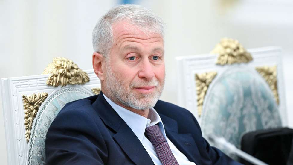 epa12097373 Businessman Roman Abramovich attends a meeting of the Bolshoi and Mariinsky Theatres' Board of Trustees at the Kremlin in Moscow, Russia, 13 May 2025.  EPA/SERGEY BOBYLEV/SPUTNIK/KREMLIN POOL