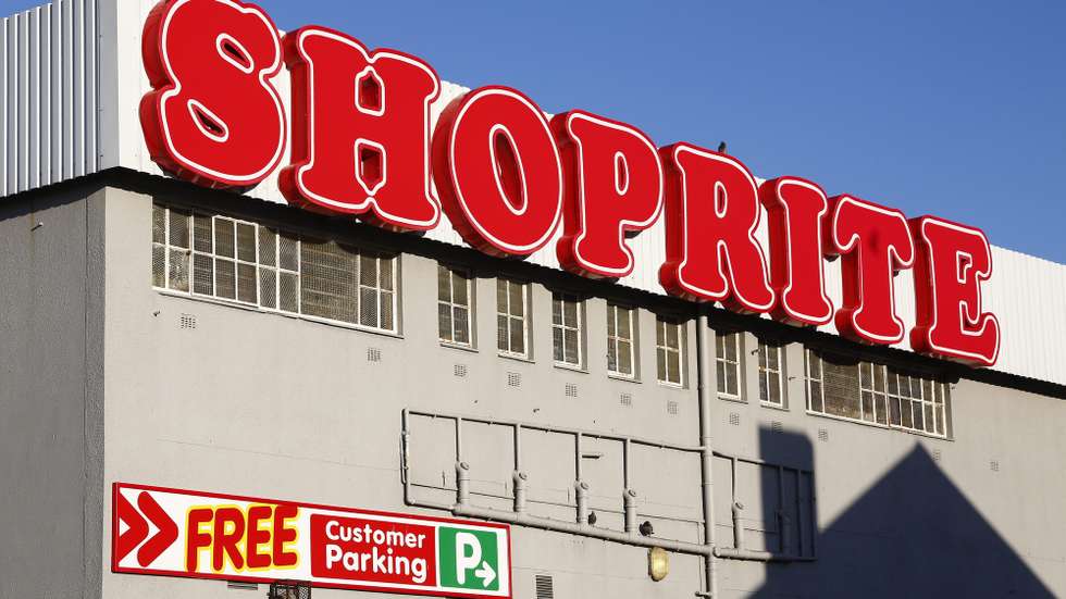 epa04888801 A general view of the exterior of a Shoprite supermarket in Cape Town, South Africa, 19 August 2015. South Africa's Shoprite Holdings is Africa's biggest retailer by sales. Chief Executive Whitey Basson has announced Shoprite will open nearly twice as many stores on the rest of the African continent in 2015 as it did in 2014 with Nigeria and Angola being identified as growing markets.  EPA/NIC BOTHMA