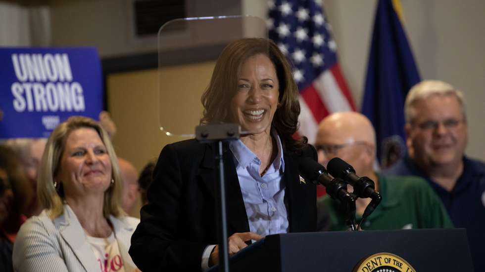 epa11580993 US Vice President and Democratic Presidential nominee Kamala Harris delivers remarks during a campaign event in Pittsburgh, Pennsylvania, USA, 02 September 2024. Harris and Biden are appealing to labor unions, a crucial Democratic voter block, in this first campaign event together since Harris moved to the top of the ticket.  EPA/REBECCA DROKE