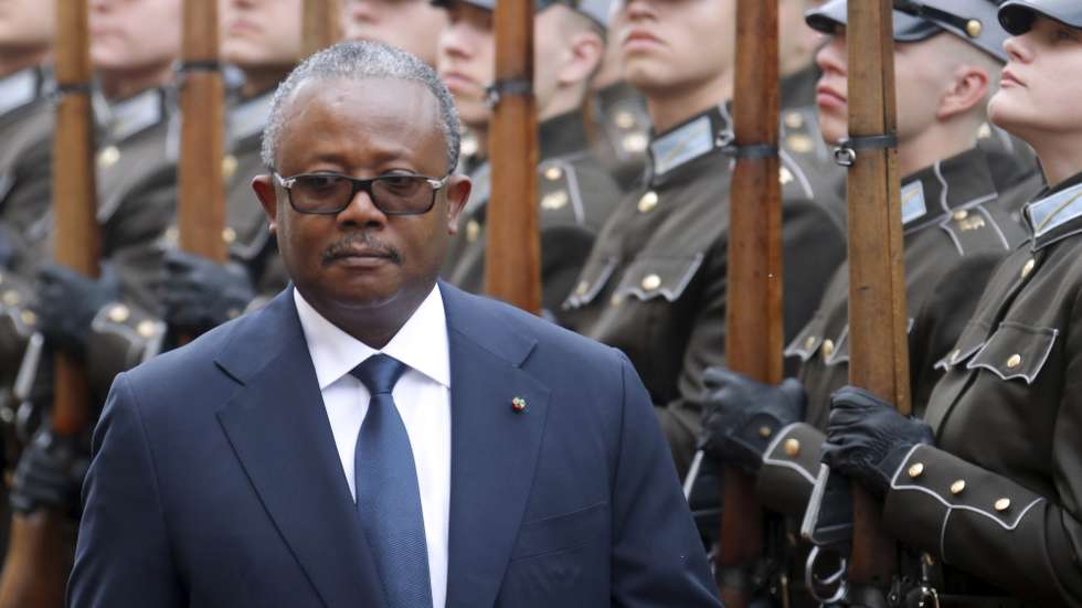 epa12168119 President of Guinea-Bissau Umaro Sissoco Embalo walks past the honor guard during a welcoming ceremony hosted by the Latvian president prior to their meeting in Riga, Latvia, 10 June 2025. During the meeting, both presidents discussed bilateral relations between the two countries, current security challenges in Africa and Europe, and cooperation in international organizations.  EPA/TOMS KALNINS